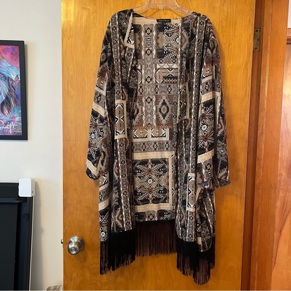 Slinky Brand Geometric Patterned Kimono
